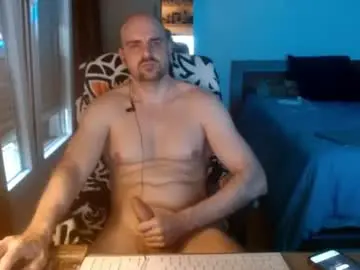 Chaturbate Watch Live Sex Cams of chicocam1983