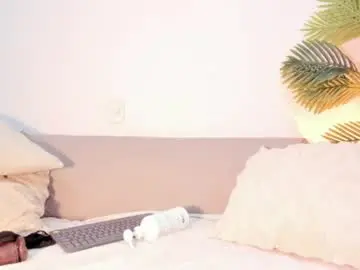 Chaturbate Free Porn Cam of lucianam_13