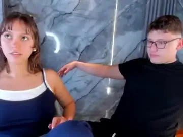 Chaturbate Live Sex Cam of manson_and_zoe
