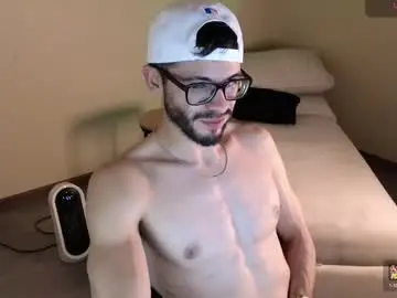 Chaturbate Nude Webcam of phantom_bigger1