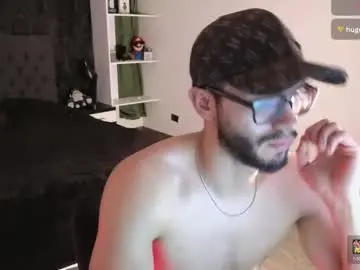 Chaturbate Live Sex Cam of phantom_bigger1
