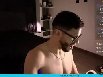 Chaturbate Private Sex Chat of phantom_bigger1