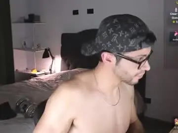 Chaturbate Watch Live Sex Cams of phantom_bigger1