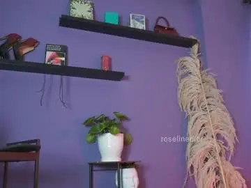 Chaturbate Sex Cam of roselinedior