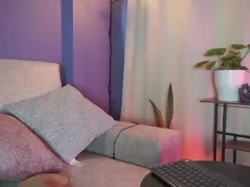 Chaturbate Best live sex cam show of roselinedior
