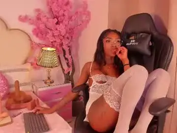 Chaturbate Sex Chat of cahitlinbel
