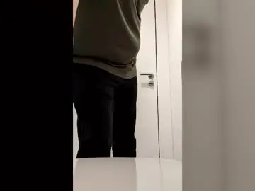 Chaturbate Free Live Porn of fluffybutt_