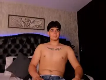 Chaturbate Free Porn Cam of maxxicruz