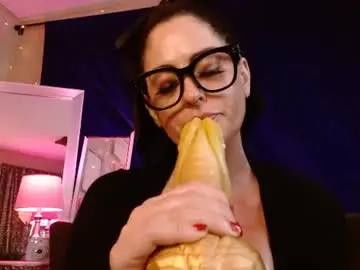 Chaturbate Adult Video Chat of milf_lacey