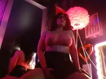 Chaturbate Free Live Porn of milf_lacey