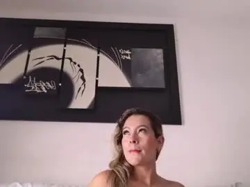 Chaturbate Live Porn of paula_brown88