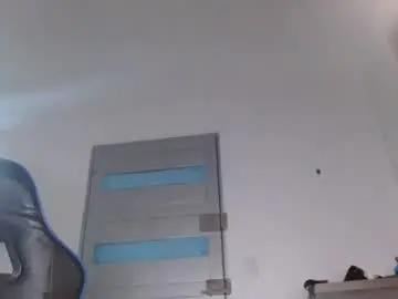 Chaturbate Live Sex Cam of yourfavorite_bigclit