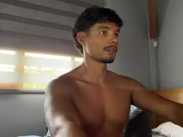 Chaturbate Adult Video Chat of daniel0910s