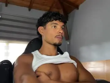 Chaturbate Adult Video Chat of daniel0910s