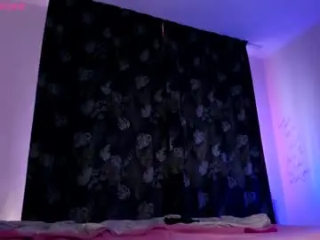 Chaturbate Watch Live Sex Cams of rainbowpony420