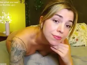 Chaturbate Nude Webcam of skybella_