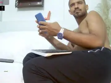 Chaturbate Watch Live Sex Cams of bruce_bigg