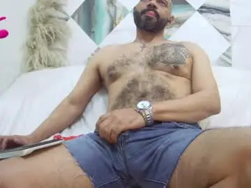 Chaturbate Watch Live Sex Cams of bruce_bigg