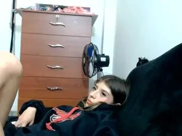 Chaturbate Free Porn Cam of kratos_and_afrodita