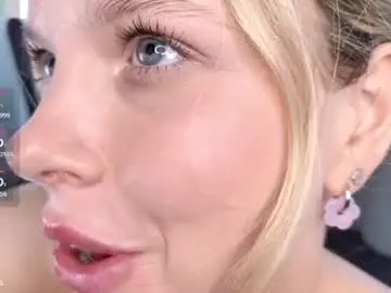 Chaturbate Free Porn Cam of milly_shy