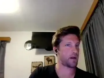 Chaturbate Watch Live Sex Cams of moms_little_monster