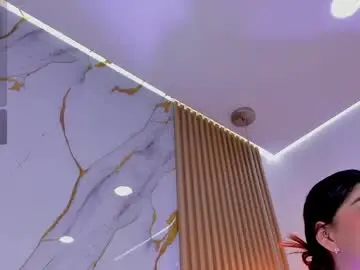 Chaturbate Live Sex Cam of alissaowens_