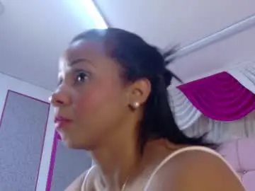 Chaturbate Best live sex cam show of alondramontaner