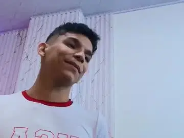 Chaturbate Live Sex Cam of angelic_tay