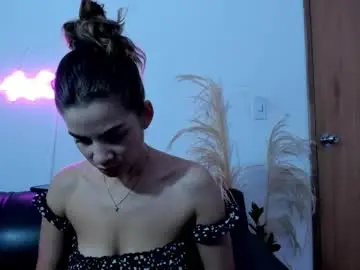 Chaturbate Free Live Porn of jessye_golden