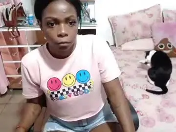 Chaturbate Free Live Porn of kiara_kaneel_40