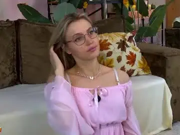 Chaturbate Sex Cam of yungtessa