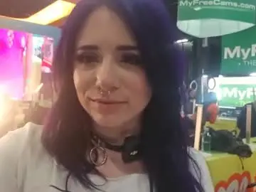 Chaturbate Watch Live Sex Cams of crimsonkitten