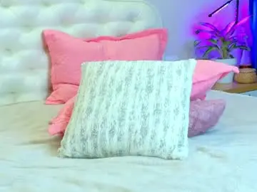 Chaturbate Watch Live Sex Cams of ladysweetwife