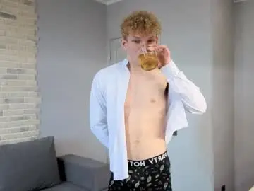 Chaturbate Free Porn Cam of adamharriss