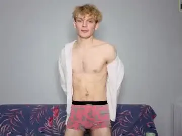 Chaturbate Adult Video Chat of adamharriss