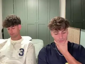 Chaturbate Live Sex of italianboy092