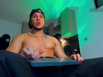 Chaturbate Watch Live Sex Cams of austin_curry