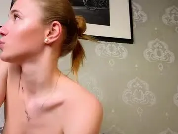 Chaturbate Live Sex Cam of cute_fox_girl