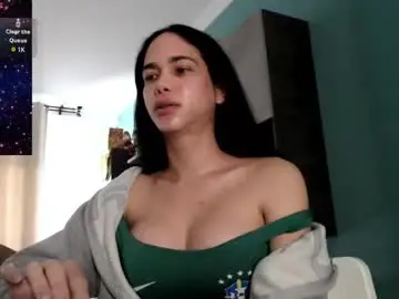 Chaturbate Live Sex of luara_