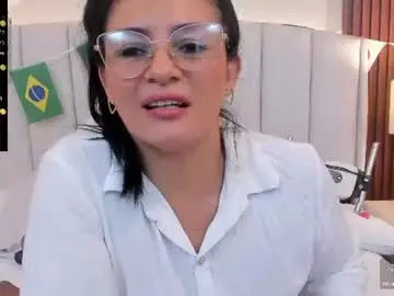 Chaturbate Live Sex Cam of mommy_naughty_