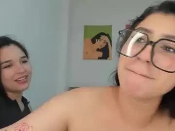 Chaturbate Live Sex Cam of rous_and_sweet09