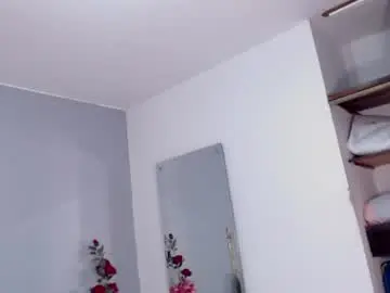 Chaturbate Adult Video Chat of saraayw