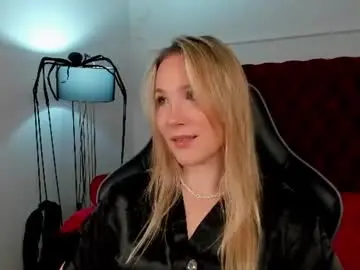 Chaturbate Private Sex Chat of elaravoltage
