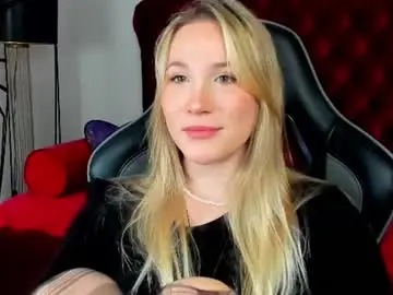 Chaturbate Adult Webcams of elaravoltage