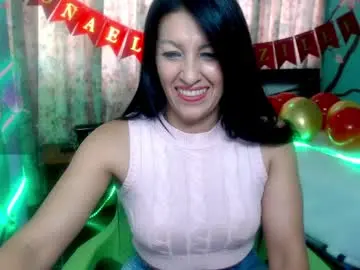 Chaturbate Best live sex cam show of scarletmuse22
