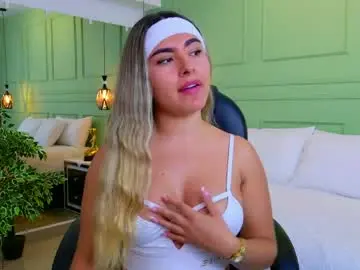 Chaturbate Live Sex Cam of kataliina_18