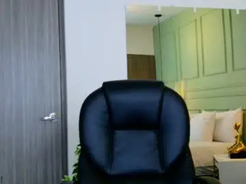 Chaturbate Live Sex Cam of kataliina_18
