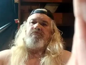Chaturbate Adult Webcam of crazy_and_horny1970