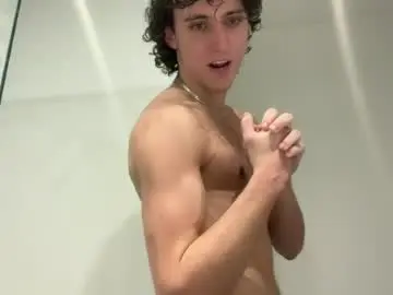 Chaturbate Free Porn Cam of loves_leo