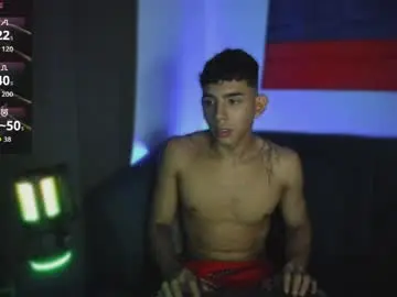 Chaturbate Free Porn Cam of andrew_twink18